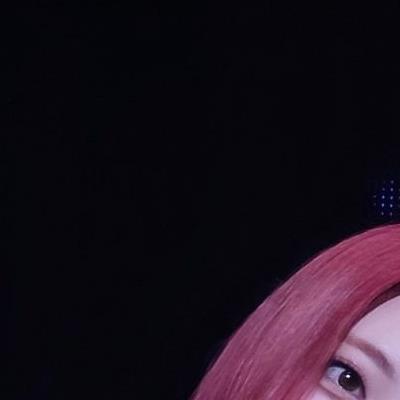 근 1년만에 염색했단 itzy 유나.jpg